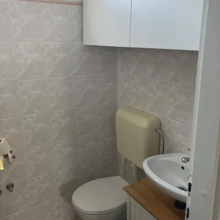 Sunhouse, * Balatonvilágos