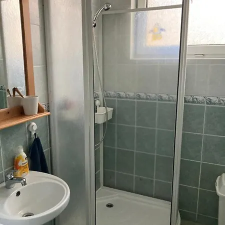 Sunhouse, Hébergement de vacances