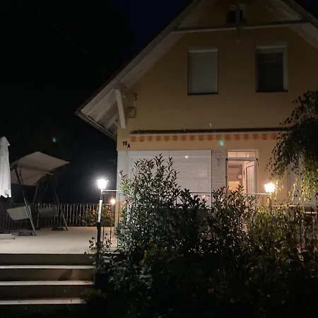 Sunhouse, Ferienhaus