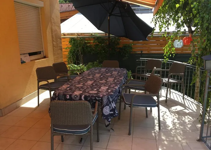 Sunhouse, בית נופש *